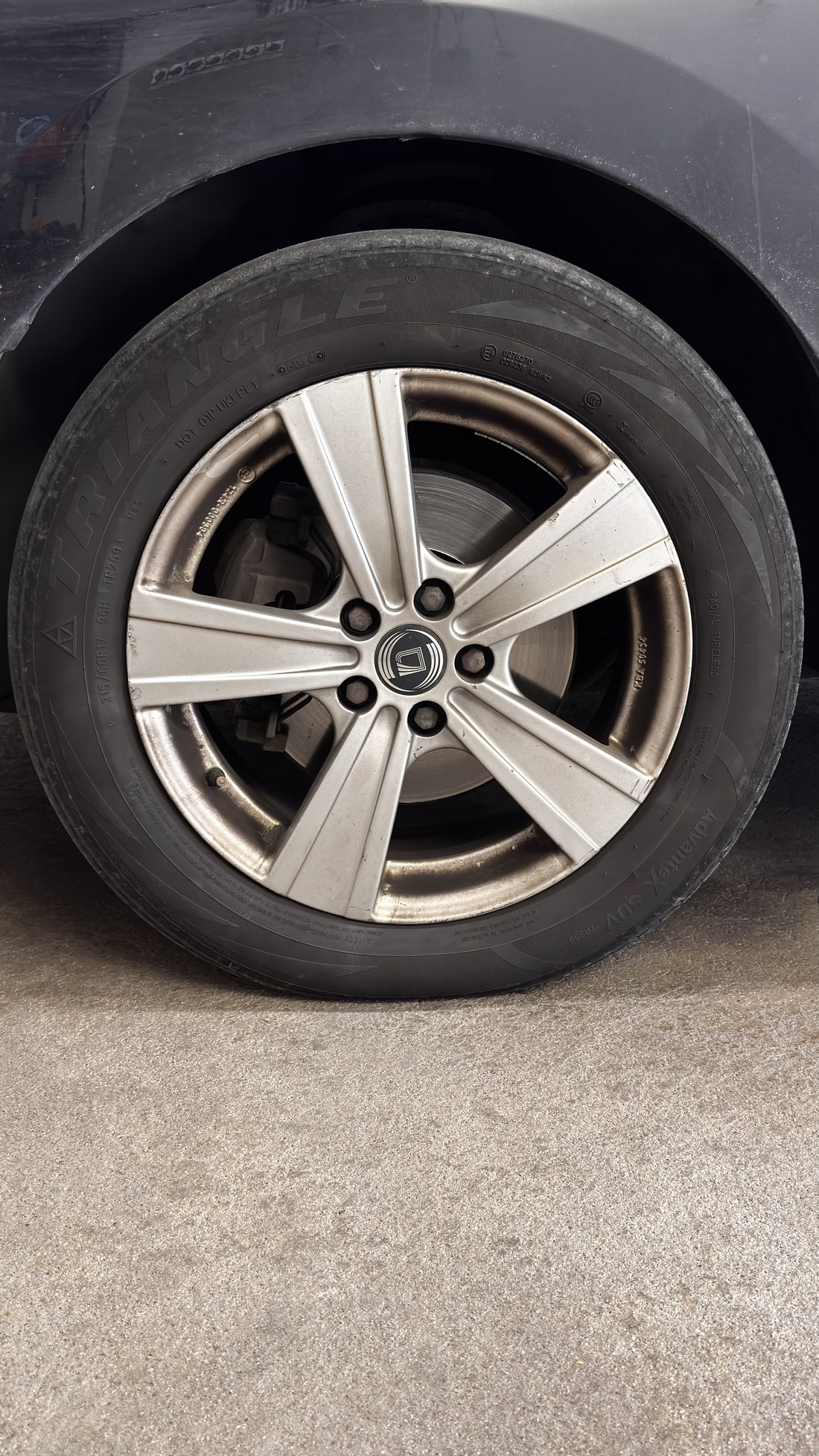 Citroën Jumpy velg enne pesu, piduritolmuga