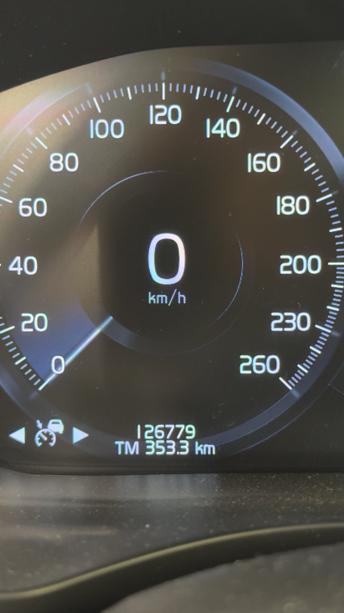 Volvo XC60 näidik, läbisõit 126 779 km